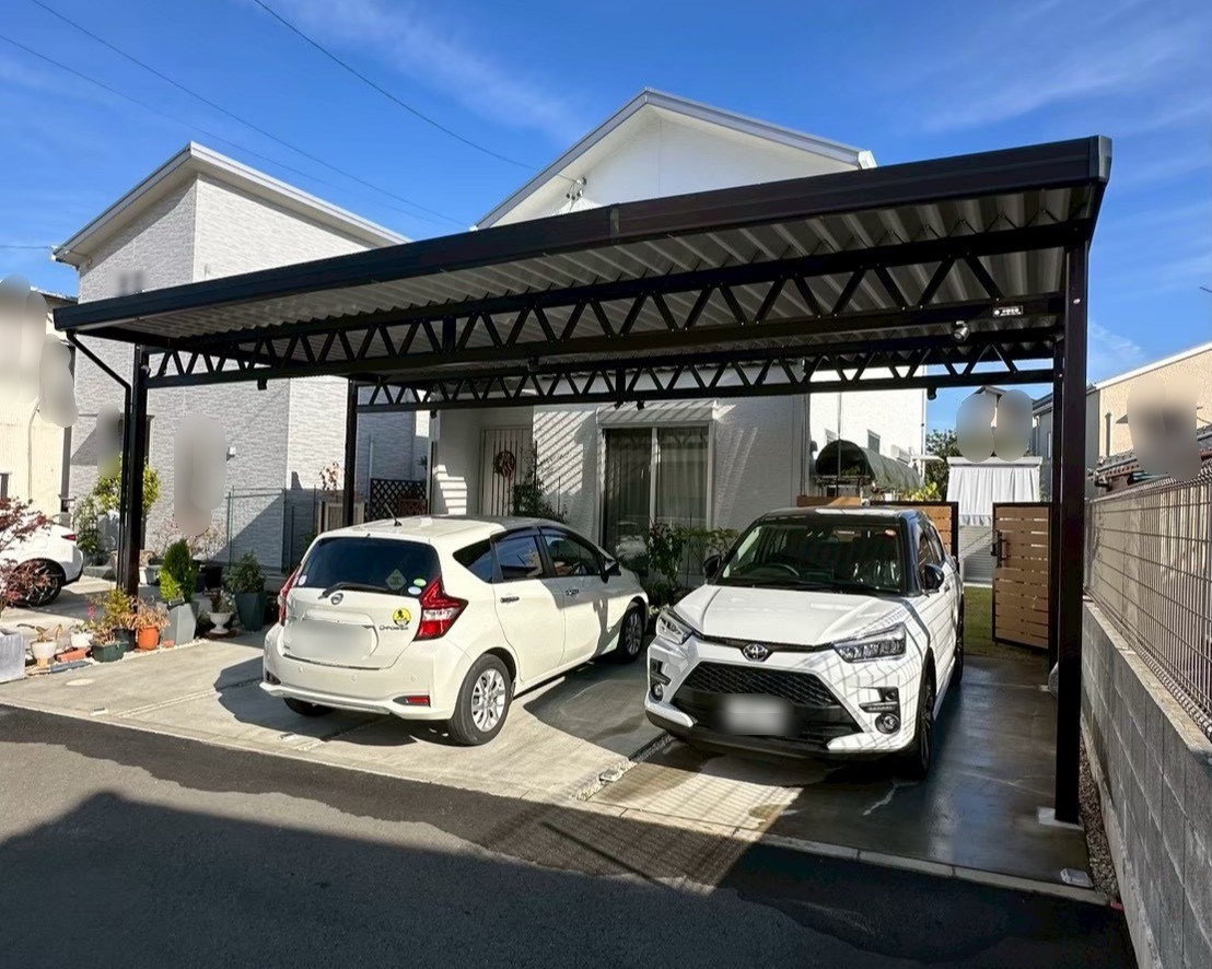 ガーデニングも、愛車も！どちらも妥協しない2台用カーポート