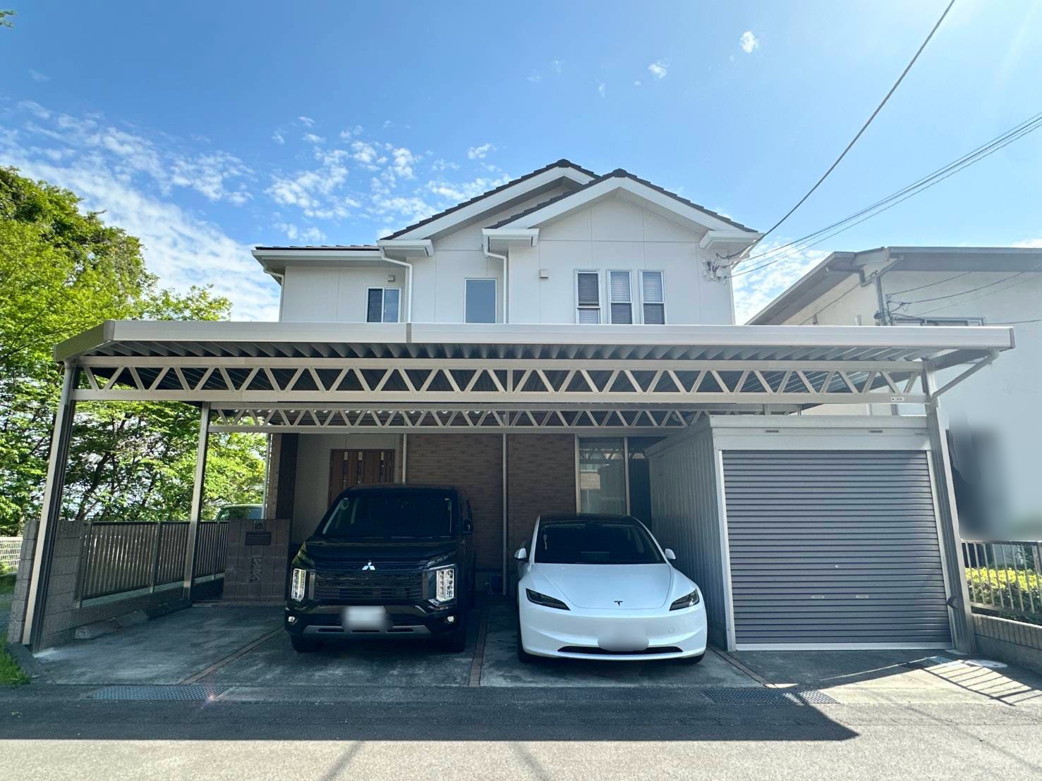 既存ガレージがあっても設置可能！完全オーダーメイドの2台用カーポート