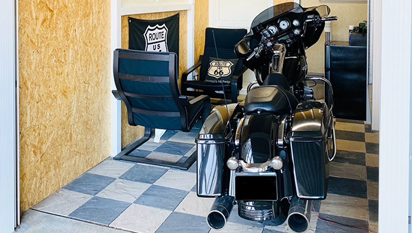 あなたの愛車を守る理想の空間ガレージ+α（バイクガレージ）