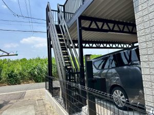 空間を最大限に活かすバルコニーカーポート
