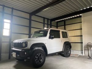 斜めの変形地でも対応可能 / 車庫・倉庫一体型カーポート