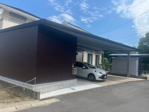 カーポート一体型ガレージ・倉庫（ブラウン×ステンカラー）