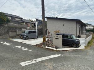 平屋第二弾　4台用カーポート