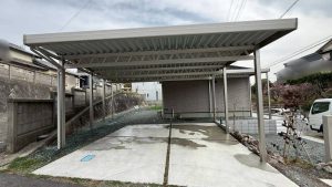 平屋第二弾　4台用カーポート