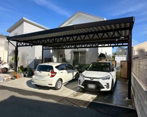 ガーデニングも、愛車も！どちらも妥協しない2台用カーポート