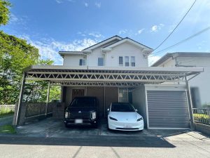 既存ガレージがあっても設置可能！完全オーダーメイドの2台用カーポート