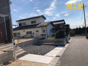 折板ガレージ  庭全体