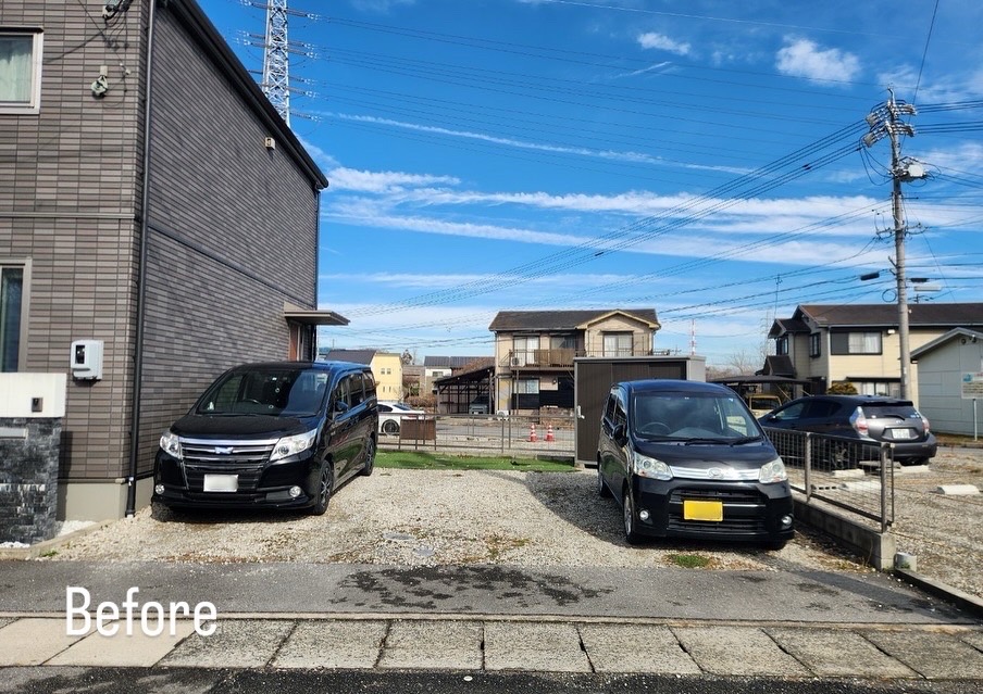 3台用ブラックカラーのオーダーメイドカーポートで快適な車庫ライフを実現