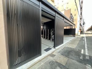【法人対応】マンション・公共施設向け オーダーメイド駐車場・駐輪場｜防犯・景観にも配慮したカーポート