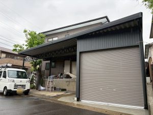 「想像以上の出来栄えを！倉庫付き２台用カーポート」