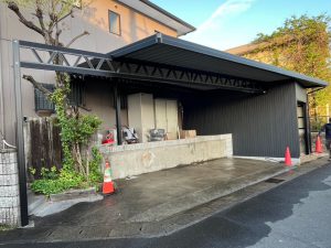 「想像以上の出来栄えを！倉庫付き２台用カーポート」